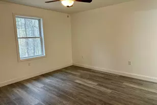 29 Village Cir, Augusta, ME 04330 - Photo 8