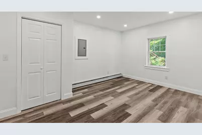 38 Newbury Street, Auburn, ME 04210 - Photo 10