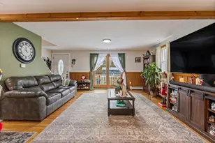 32 Grant Rd, Freeport, ME 04032 - Photo 8