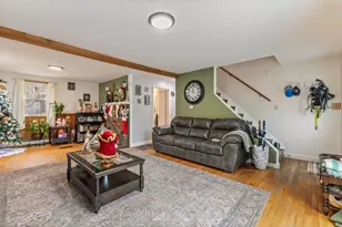 32 Grant Rd, Freeport, ME 04032 - Photo 6