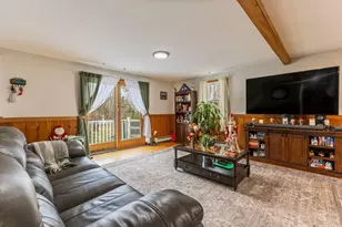 32 Grant Rd, Freeport, ME 04032 - Photo 4