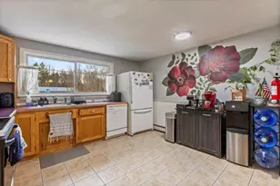 32 Grant Rd, Freeport, ME 04032 - Photo 10