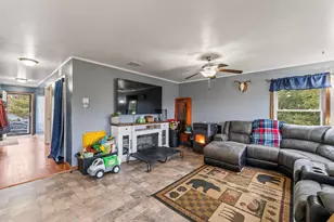 63 Vienna Rd, Waterville, ME 04938 - Photo 16