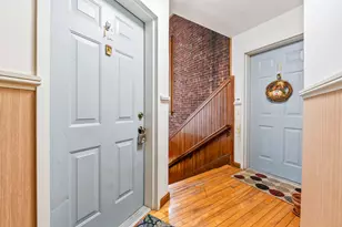 85 Middle St, Hallowell, ME 04347 - Photo 8