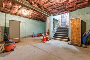 85 Middle St, Hallowell, ME 04347 - Photo 32