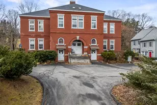 85 Middle St, Hallowell, ME 04347 - Photo 6