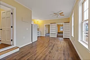 63 Elm St, Mechanic Falls, ME 04256 - Photo 4