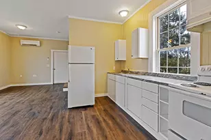 63 Elm St, Mechanic Falls, ME 04256 - Photo 6