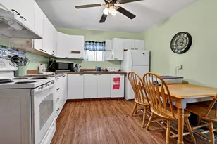 408 St Thomas St, Madawaska, ME 04756 - Photo 8