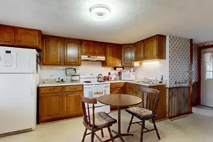 939 Sabattus St, Lewiston, ME 04240 - Photo 4