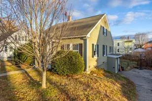 63 Wentworth St, Biddeford, ME 04005 - Photo 2