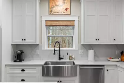 6 Roberts Lane, Kennebunkport, ME 04046 - Photo 10