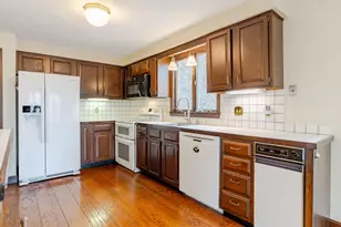 162 Fogg Rd, Scarborough, ME 04074 - Photo 4