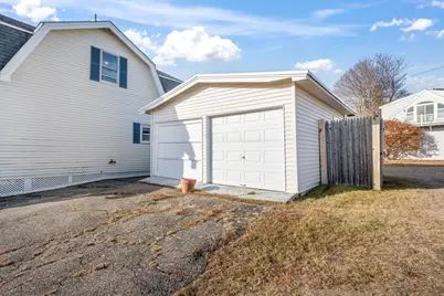 108 Broadway, York, ME 03909 - Photo 32