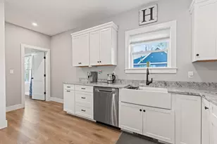 50 Ocean Park Rd, Saco, ME 04072 - Photo 4
