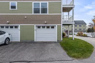 7 Heath St, Old Orchard Beach, ME 04064 - Photo 8