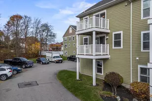 7 Heath St, Old Orchard Beach, ME 04064 - Photo 4