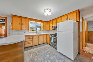 38 Conary Ln, Warren, ME 04864 - Photo 14