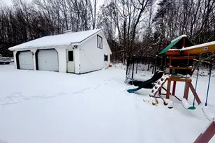 14 Pinkham St, Lincoln, ME 04457 - Photo 4