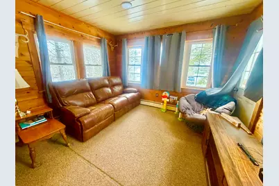 14 Pinkham Street, Lincoln, ME 04457 - Photo 24