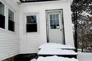 14 Pinkham St, Lincoln, ME 04457 - Photo 6