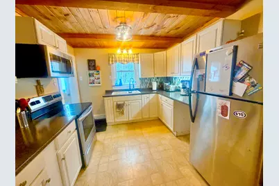 14 Pinkham Street, Lincoln, ME 04457 - Photo 10