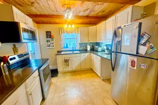 14 Pinkham St, Lincoln, ME 04457 - Photo 10