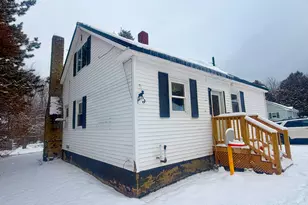 14 Pinkham St, Lincoln, ME 04457 - Photo 8