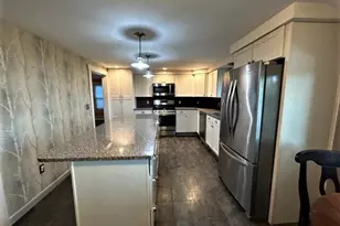 43 Lincoln St, Dover Foxcroft, ME 04426 - Photo 6