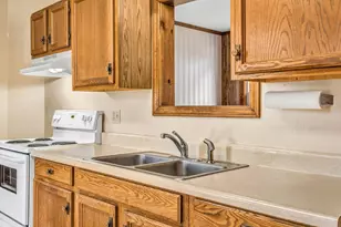 24 Pleasant St, Skowhegan, ME 04976 - Photo 46