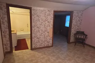 92 Bates St, Millinocket, ME 04462 - Photo 20