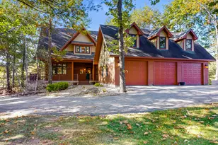 77 Appleseed Dr, Turner, ME 04282 - Photo 2