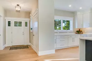 18 Shipping Ln, Eliot, ME 03903 - Photo 8