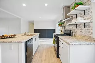 22 Birch Ave, Oxford, ME 04270 - Photo 6