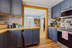 18 Greenwood St, Waterville, ME 04901 - Photo 6