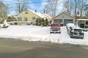 18 Greenwood St, Waterville, ME 04901 - Photo 4