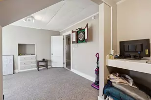 279 Pine St, Lewiston, ME 04240 - Photo 14