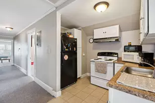 279 Pine St, Lewiston, ME 04240 - Photo 12