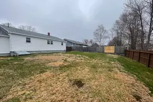 45 Vermont St, Millinocket, ME 04462 - Photo 10