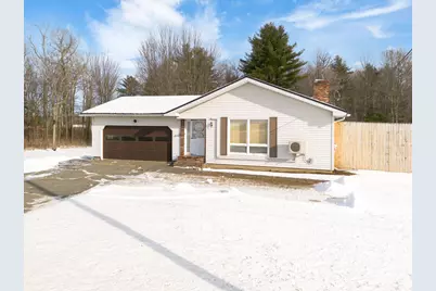 973 Hinckley Road, Clinton, ME 04927 - Photo 2