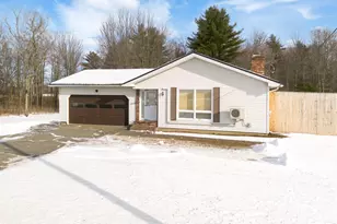 973 Hinckley Rd, Clinton, ME 04927 - Photo 2