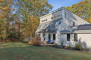 15 Susan Ln, Falmouth, ME 04105 - Photo 2