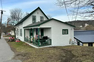 62 Main St, Dexter, ME 04930 - Photo 18