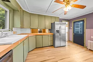 84 Pleasant St, Rockland, ME 04841 - Photo 18