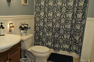 234 Knox St, Rumford, ME 04276 - Photo 8