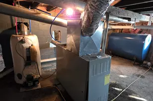 29 Exchange St, Presque Isle, ME 04769 - Photo 26