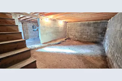 29 Exchange Street, Presque Isle, ME 04769 - Photo 24