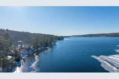 882 Memorial Drive, Winthrop, ME 04364 - Photo 6