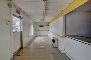 1435 Forest Ave, Portland, ME 04103 - Photo 4