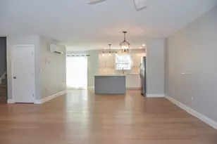 18 Violet Dr, Farmingdale, ME 04344 - Photo 4